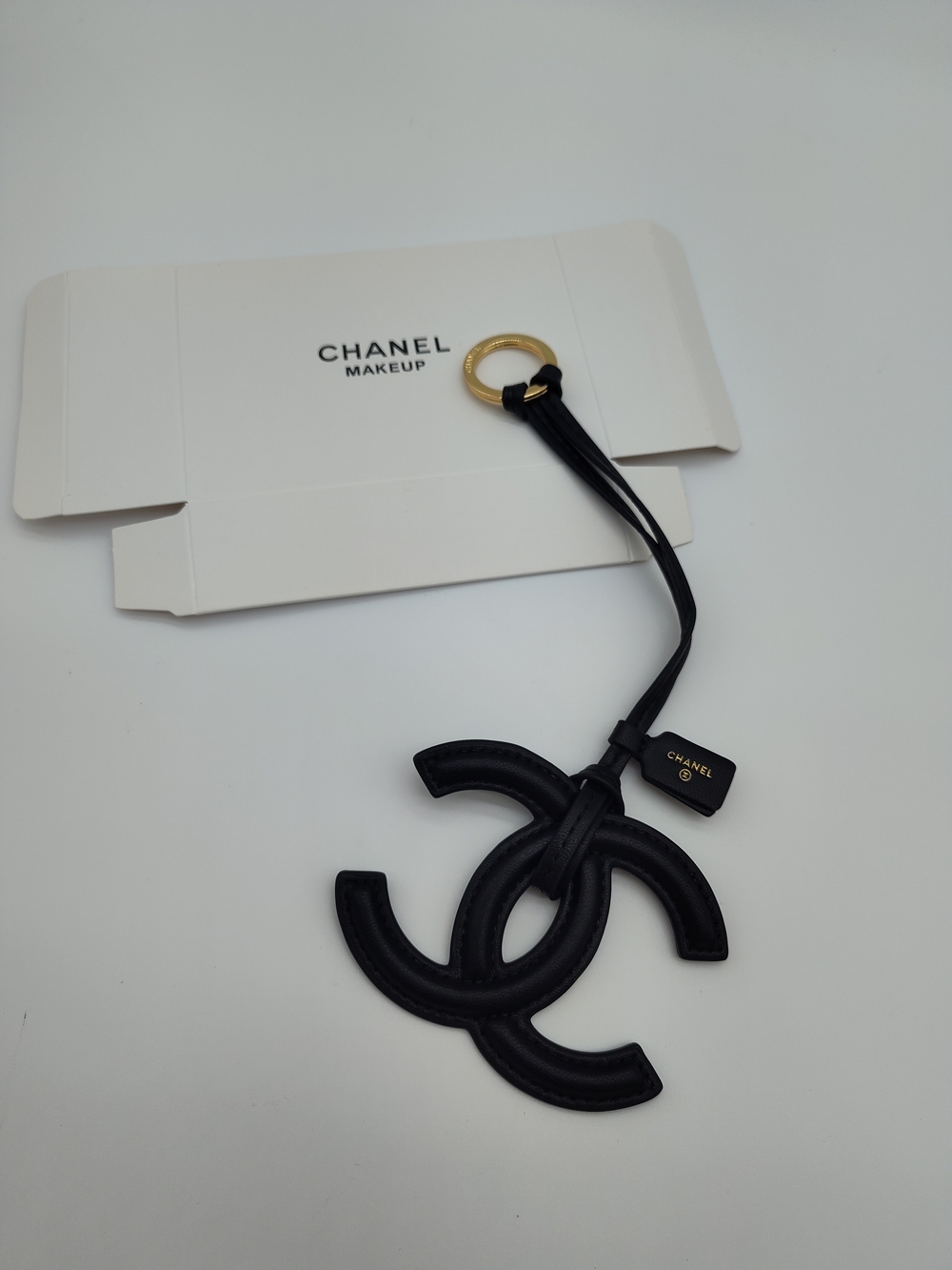 CHANEL Makeup Black Lambskin CC Key Holder Bag Charm Made in Italy VIP Gift NIB